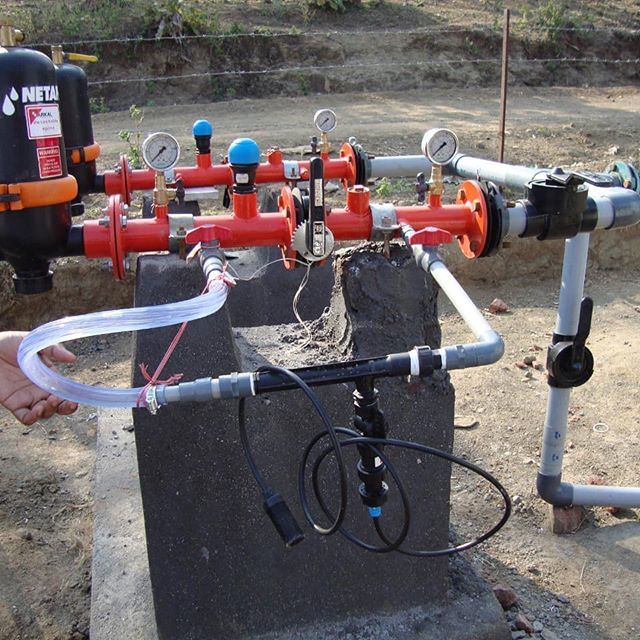 Netafim manifold with flow meters and valves